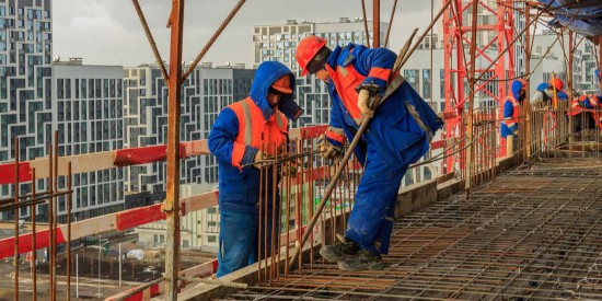 На столичных стройках проверили соблюдение миграционного законодательства