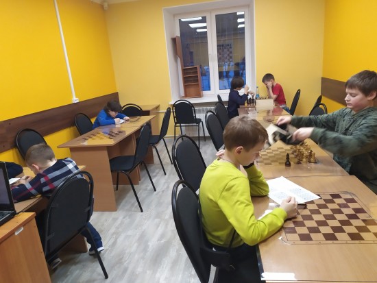 В центре "Альмега" работает шахматный кружок