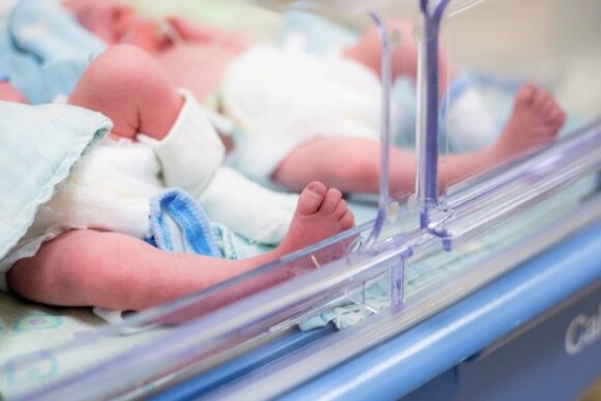 В феврале в Обручевском районе родилось 3 пары двойняшек