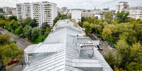 В 10 домах Конькова отремонтируют крыши