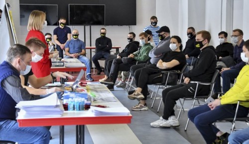 Сплоченную команду добровольцев НКО смогут создать после обучения в «Мосволонтере»