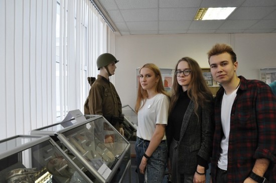 Для учеников Реабилитационной школы-интернат № 32 Московский поисковый отряд «Победа» провел интерактивную выставку