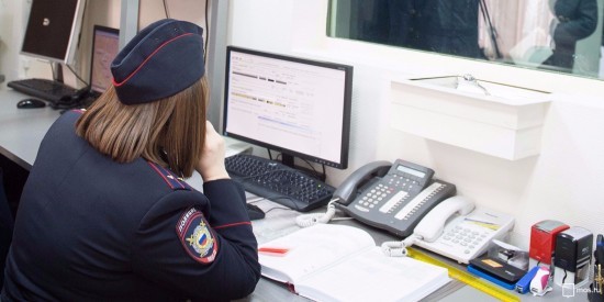 Полицейские Обручевского района задержали подозреваемого в присвоении денежных средств