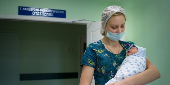 В марте в Обручевском районе родилось семь пар двойняшек