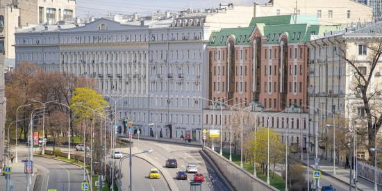 Облигационные займы Москвы позволят избежать пиковых нагрузок на бюджет