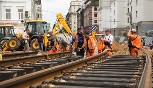 В Москве планируется открыть семь закрытых на ремонт участков трамвайных путей