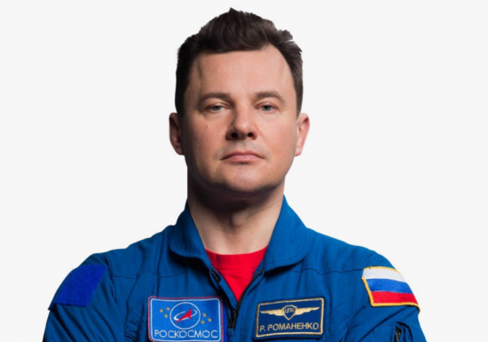 Космонавт Роман Романенко в прямом эфире поздравил россиян с Днем космонавтики