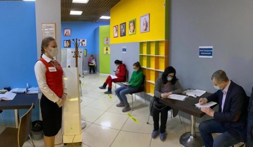 Кампания по вакцинации от COVID-19 в районе Южное Бутово продолжается