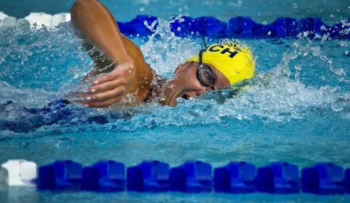 Спортсмены из Ясенева на соревнованиях по плаванию завоевали 4 медали