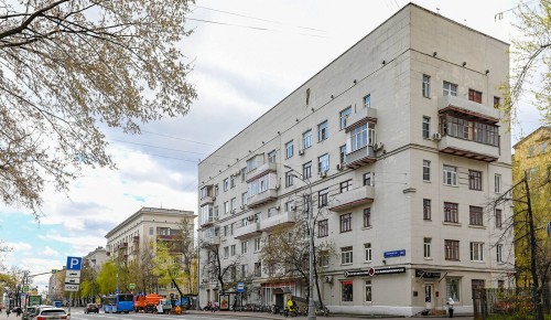 Фасады исторических зданий на Люсиновской улице отремонтируют