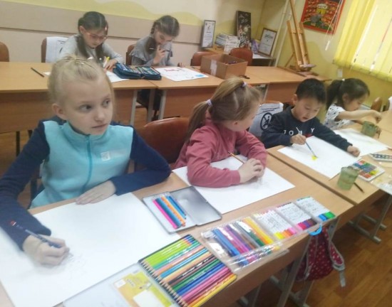 В центре досуга и спорта «Обручевский» прошел мастер-класс по рисованию