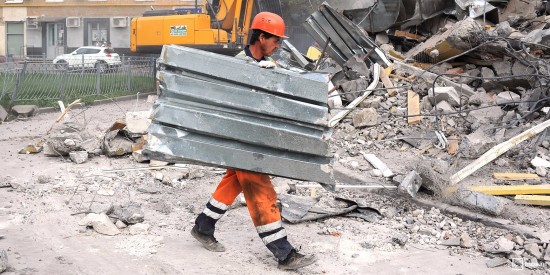 Госинспекция по недвижимости выявила в ЮЗАО более 50 объектов самостроя