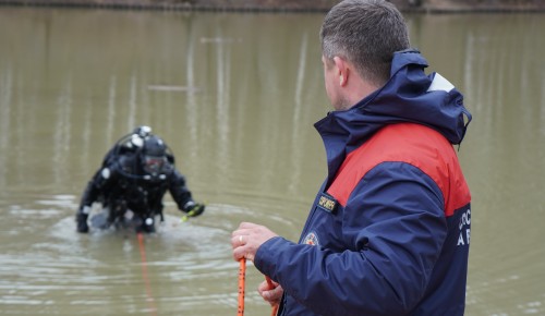 В ЮЗАО проведена проверка безопасности водных объектов