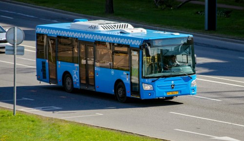 Автобусы № 964 будут останавливаться у станции метро "Теплый Стан"