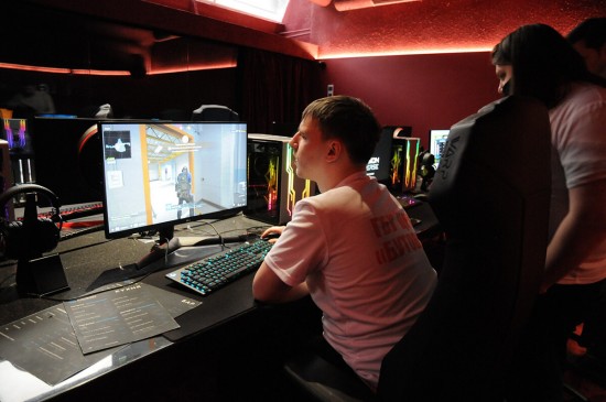 В центре реабилитации «Бутово» открыли запись в киберспортивный клуб для молодежи с инвалидностью
