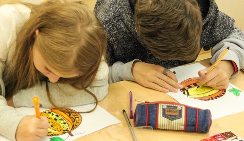 Мастер-класс по живописи для детей организуют в центре культуры и досуга "Академический"