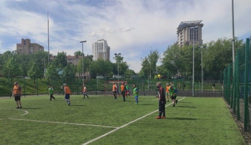 Команда Академического заняла первое место в районных соревнованиях по футболу