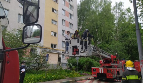 Пожарные ликвидировали возгорание в Коньково