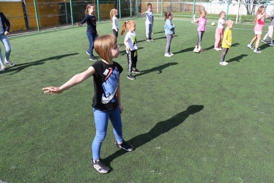 Жители Черемушек приняли участие в спортивном празднике в честь Дня защиты детей
