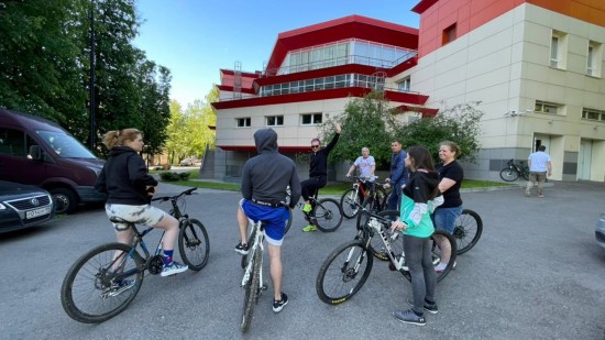 В Котловке состоялся велозаезд во Всемирный день велосипеда
