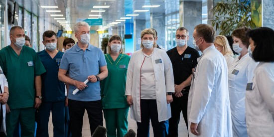 Собянин открыл стационар для лечения пациентов с COVID-19 в ГКБ № 15