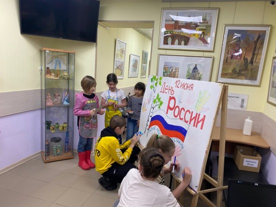 Юным жителям Конькова рассказали об истории праздника «День России»