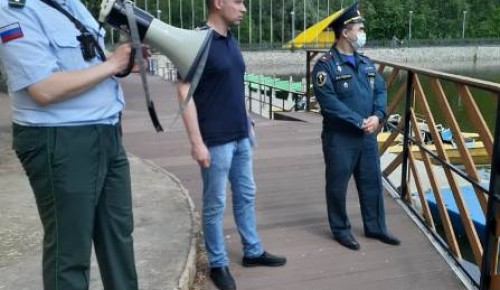 В ЮЗАО организовано патрулирование водоемов в целях обеспечения безопасности людей