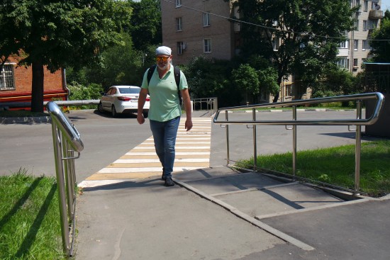 В Котловке обновляют пешеходную зону. Работы проходят по программе «Мой район»