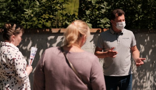 Роман Романенко добился сноса бетонного забора на юго-западе Москвы