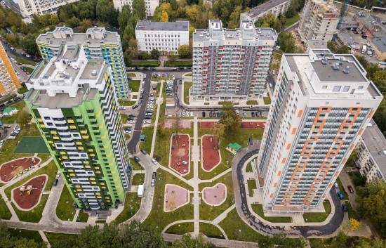 В рамках программы реновации в Конькове в июне 2021 года демонтировали два дома