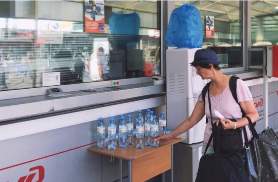 На вокзалах Москвы до 16 июля будут раздавать питьевую воду