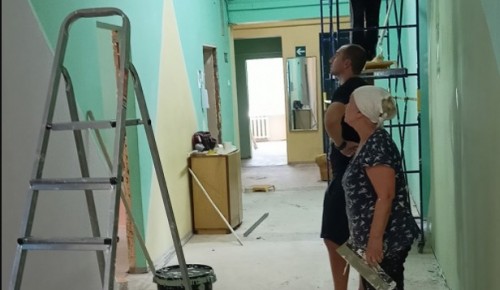 Член Управляющего совета школы №1708 рассказал, как ведутся ремонтные работы в филиале школы в Конькове