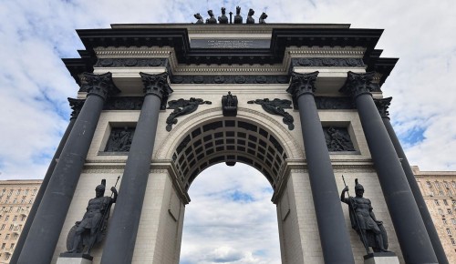 Сергунина: Монументы участникам войны 1812 года отреставрируют в столице