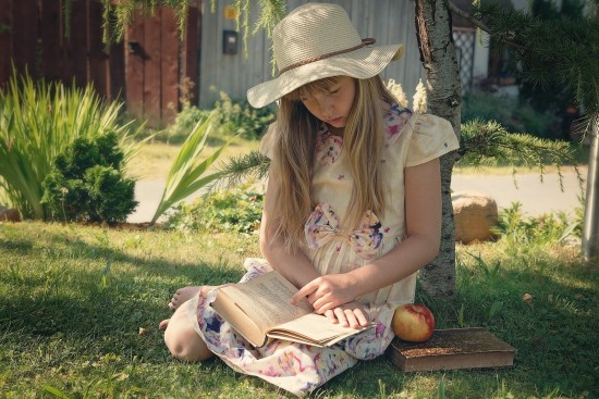 Культурный центр «Вдохновение» Ясенева рекомендует к прочтению подборку книг для летнего чтения