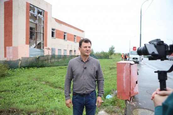 Роман Романенко решил затянувшийся вопрос о сносе заброшенного здания в ЮЗАО