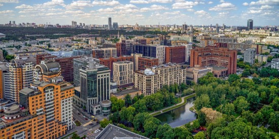 Московское правительство планирует начать комплексное развитие территорий бывших промзон