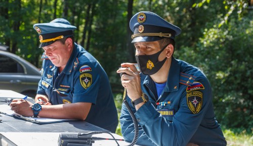 В Москве прошло опытное пожарно-тактическое учение с применением пневматической пеногенерирующей установки «CAFS и SkyCafs»