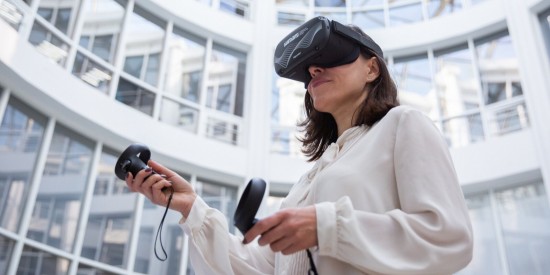 Москвичам рассказали о том, как VR-технологии помогают госслужащим