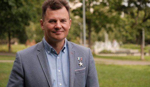 Роман Романенко выступил с инициативой запрета организации платных парковок во дворах жилых домов