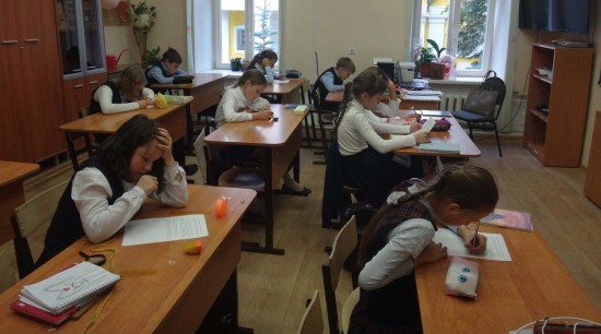Ученики школы при Андреевском монастыре приняли участие в «Тотальном диктанте»