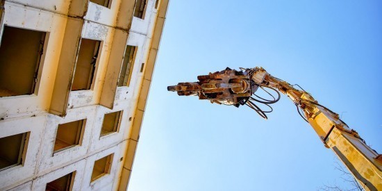 Восемь незаконных строений снесли в Теплом Стане