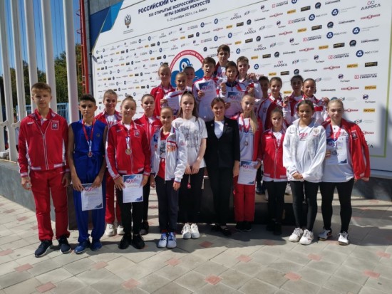 Спортсмены «Московской экспериментальной школы» отличились на соревнованиях по боевым искусствам в Анапе