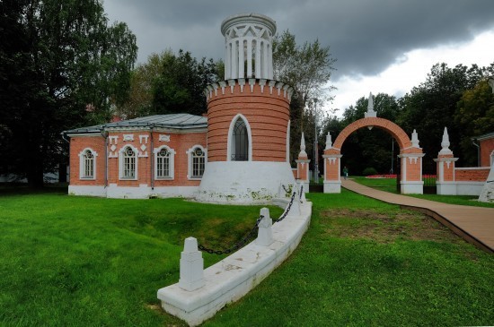 Воронцовский парк приглашает на экскурсии по живописным местам