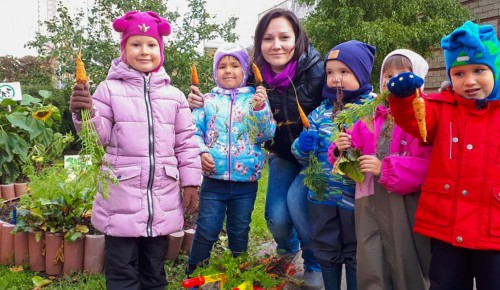 Собянин: Детские сады посещают почти полмиллиона московских детишек