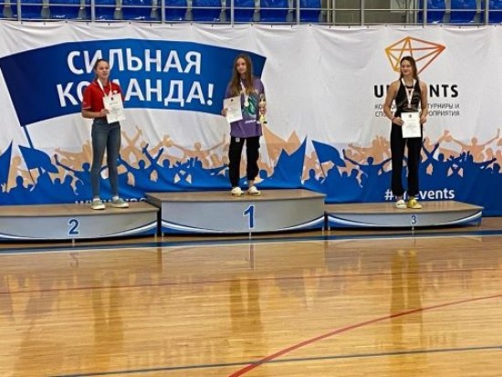 Ученица школы №2103 завоевала бронзу на первенстве Москвы по плаванию