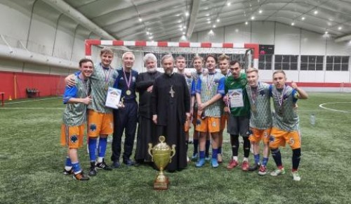 Футбольная команда храма Димитрия Донского "Восход" заняла второе место на международном турнире