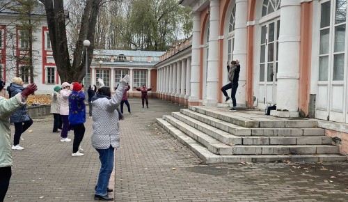 Холод зарядке не помеха. Важные правила уличных тренировок