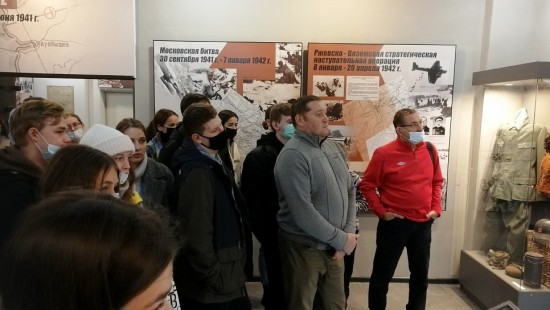 Студенты Губкинского университета съездили в Ржев в рамках проекта патриотического воспитания