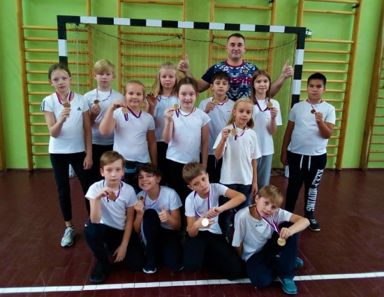 Ученики школы №1532 приняли участие во Всероссийских соревнованиях "Президентские состязания"