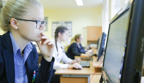 Преподаватели Московского политехнического университета провели тренинги для учеников школы №1883